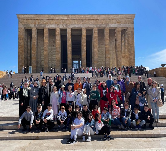 Samsun Çelikçi Turizm, yurtiçi ve yurtdışı tur organizasyonları, otel rezervasyonu ve uçak bileti satış hizmetleriyle güvenli, konforlu ve unutulmaz seyahat deneyimleri sunar.